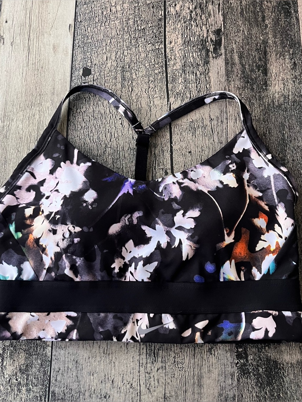 Nike indy floral light support sports bra